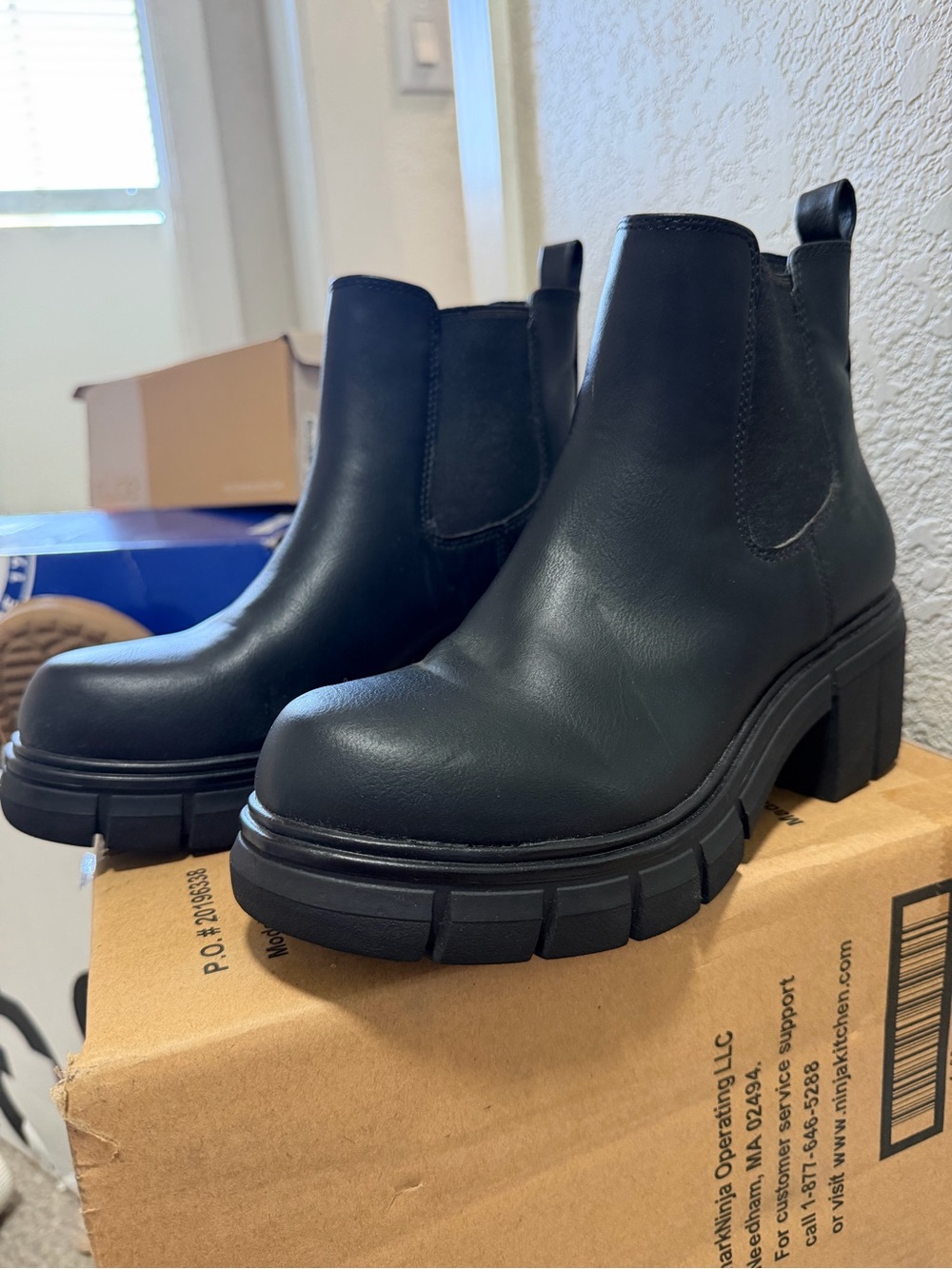 Lipstick Boutique Black Chunky Chelsea Ankle Boots